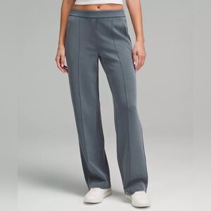 NWT$128 Lululemon Softstreme Pintuck Mid-Rise Pant Regular Size L Oil Grey